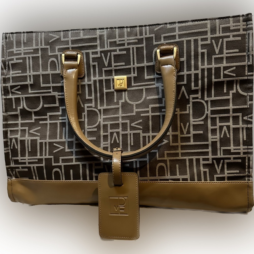 DIANE VON FURSTENBERG Monogrammed Tote Bag